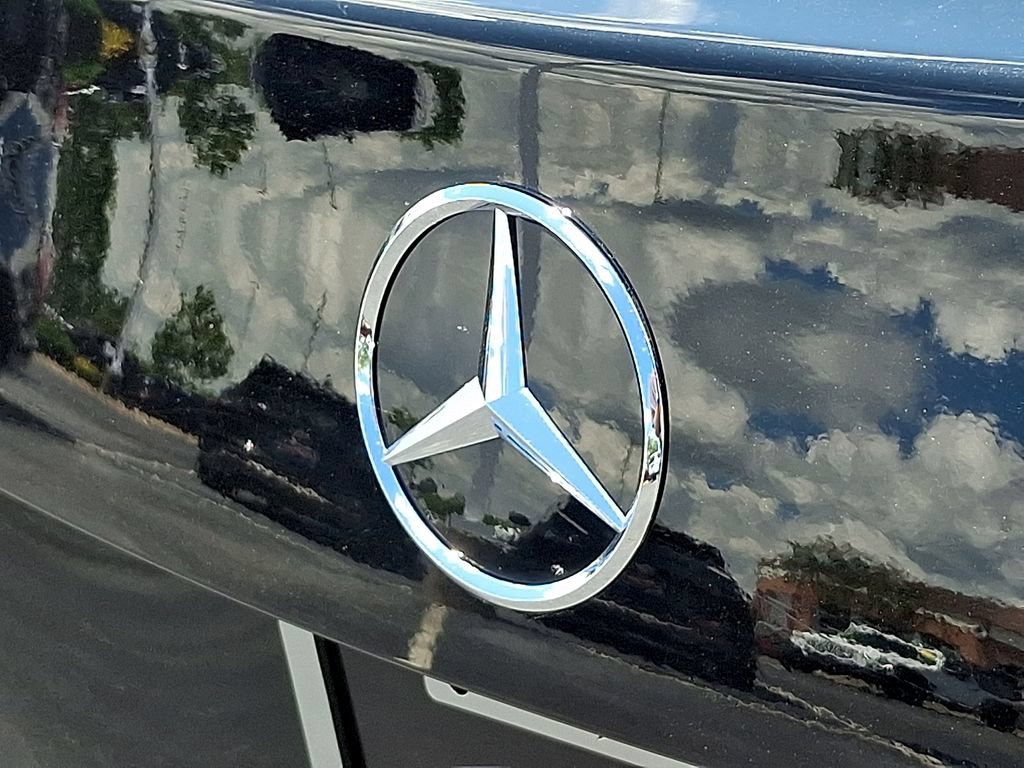 Used 2025 Mercedes-Benz C 300 Sedan image 30