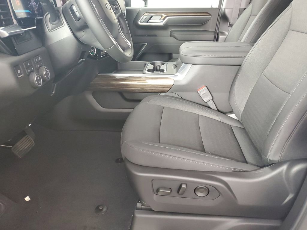 New 2026 Chevrolet Silverado 2500 LT w/ Trail Boss Package image 11