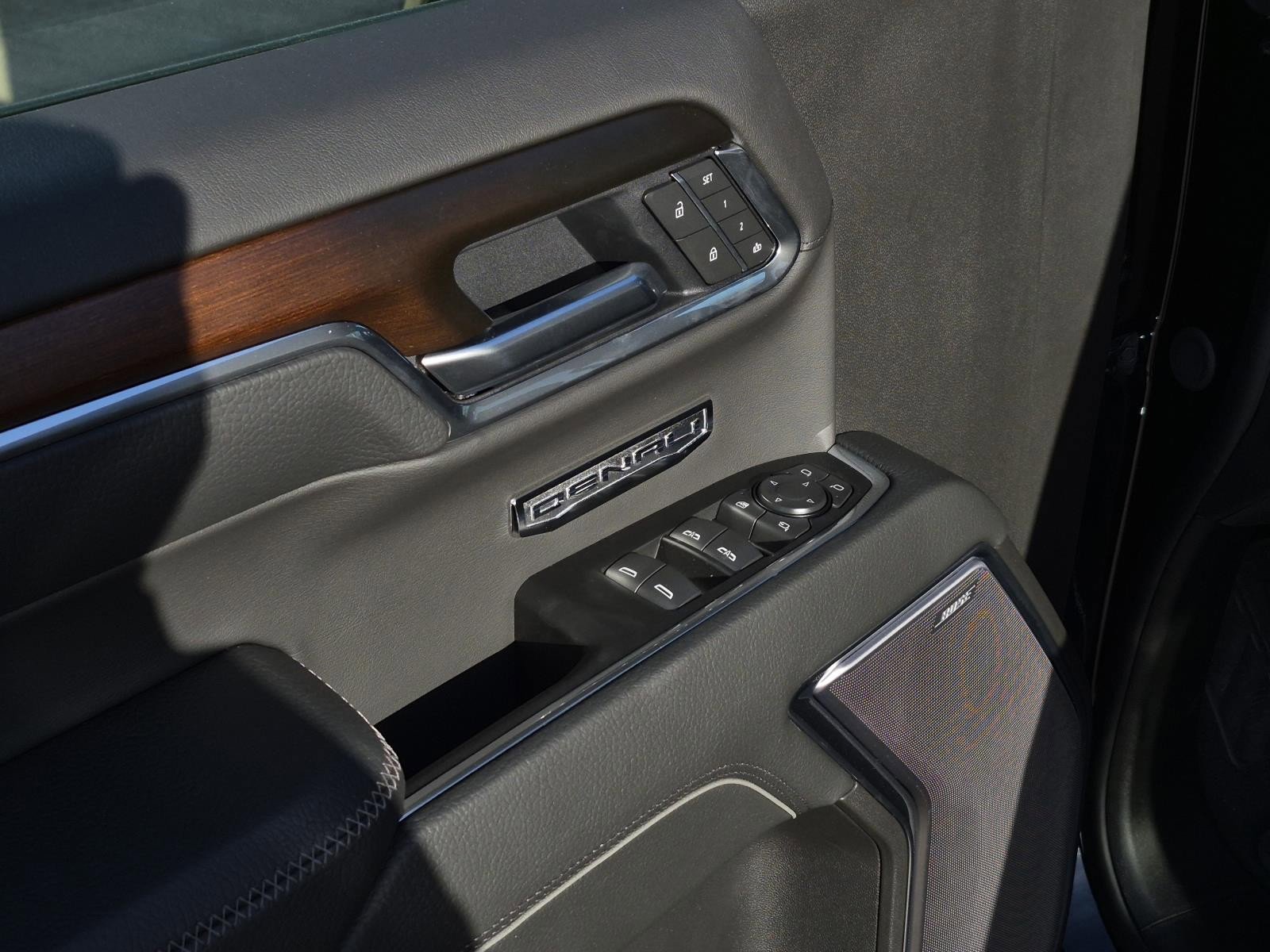 New 2026 GMC Sierra 1500 Denali w/ Denali Reserve Package image 10