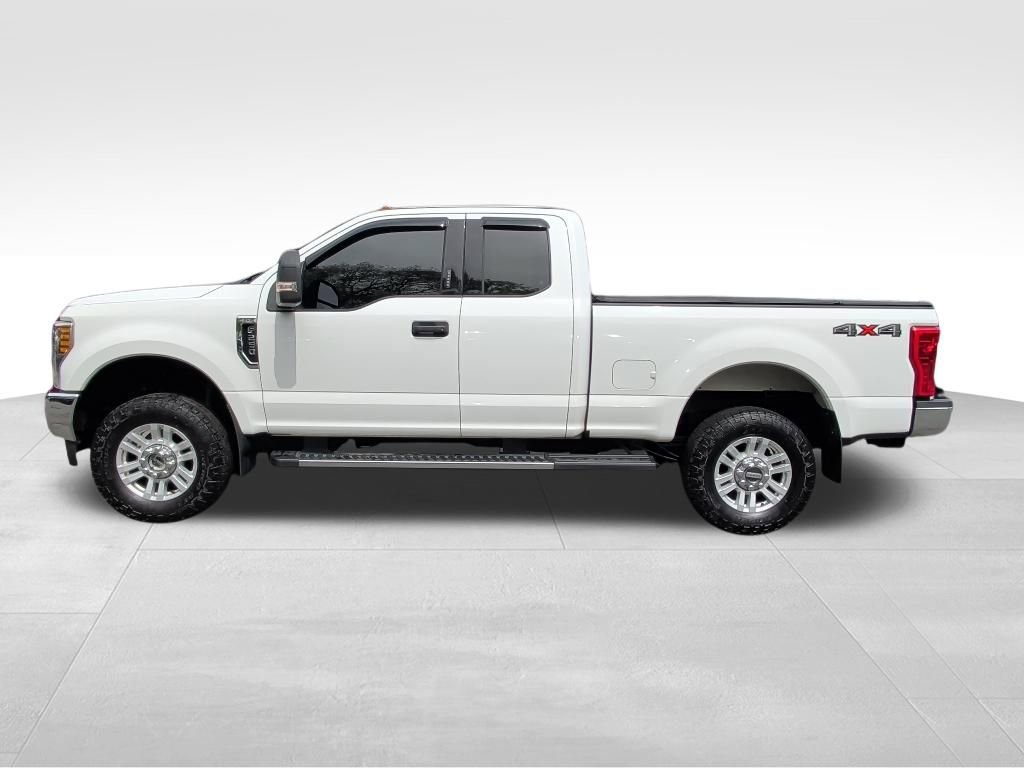 Used 2019 Ford F250 XLT w/ XLT Value Package AWD/4WD image 2