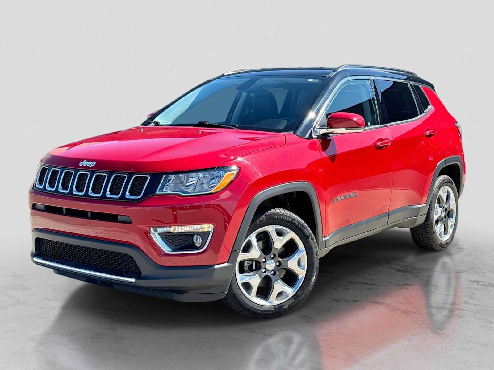 Used 2018 Jeep Compass Limited w/ Navigation Group AWD/4WD image 1