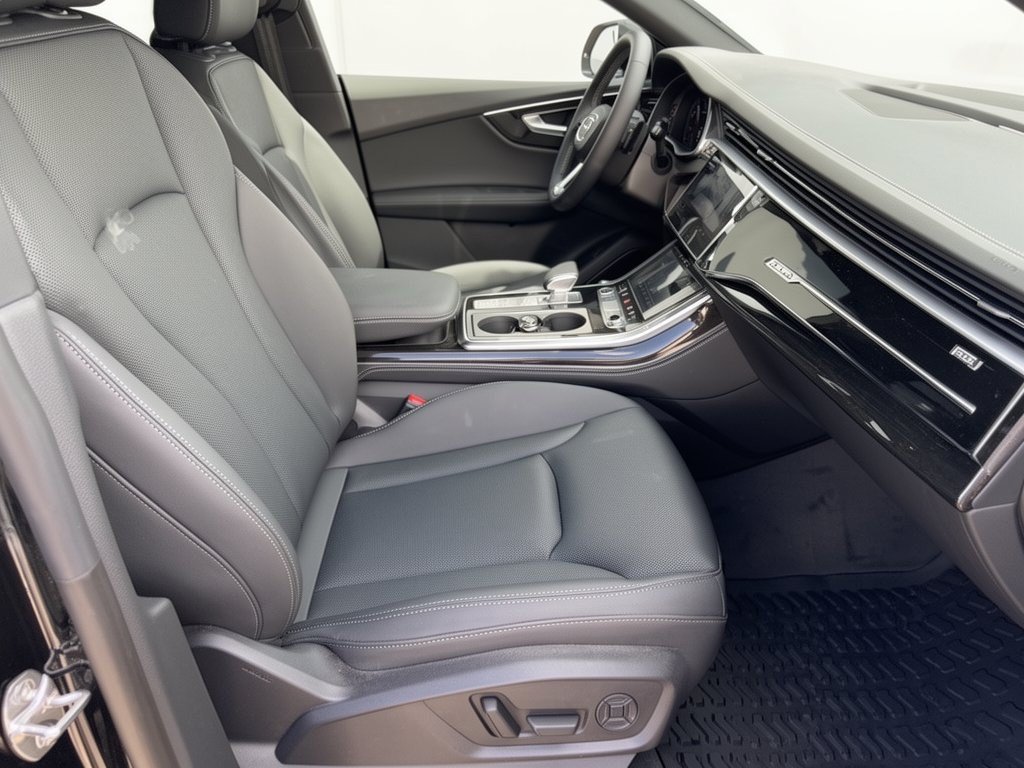 New 2027 Audi Q8 Premium Plus AWD/4WD image 30