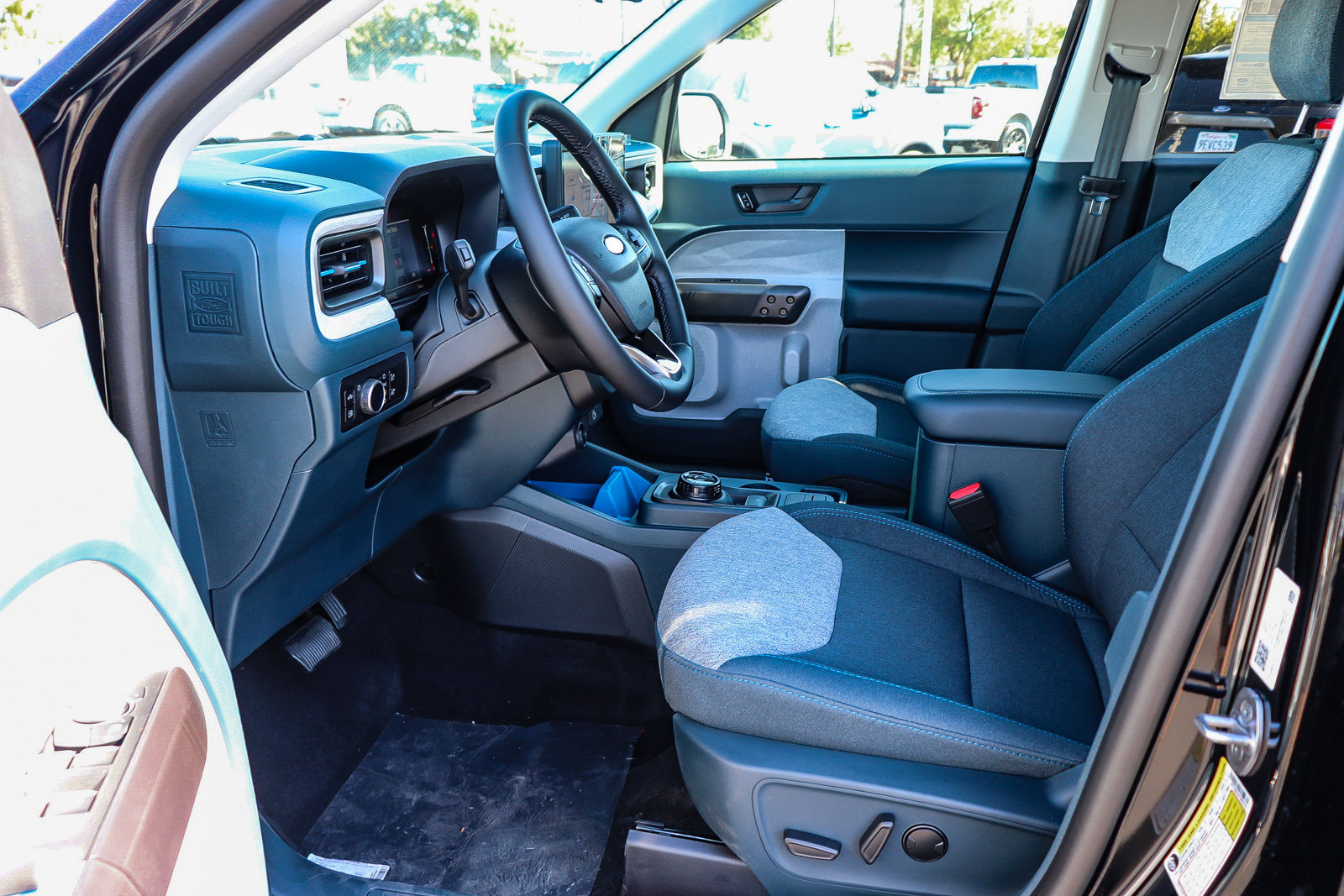 New 2026 Ford Maverick XLT w/ XLT Luxury Package FWD image 19