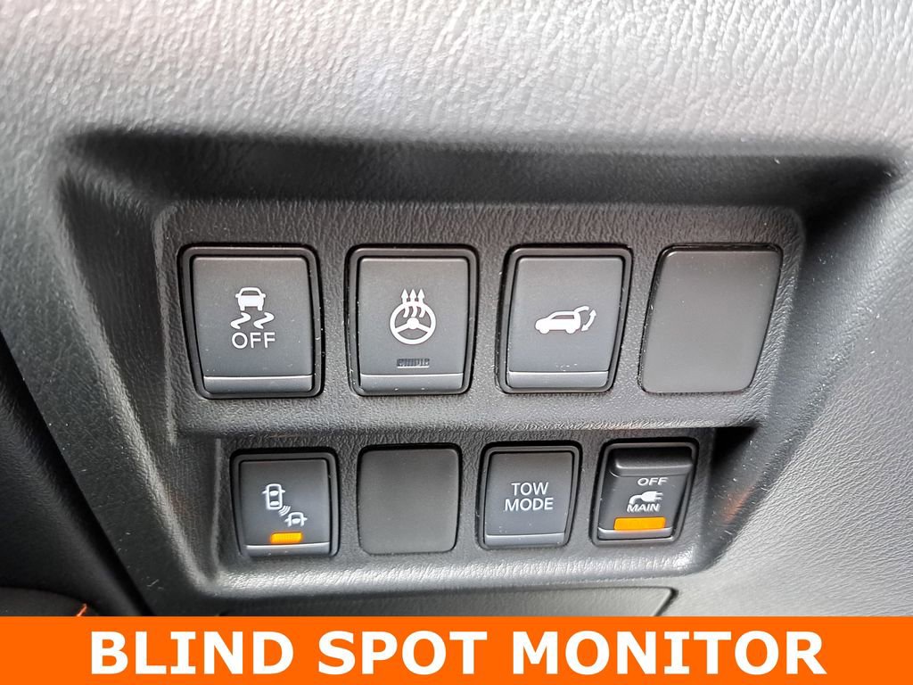 Used 2020 Nissan Pathfinder SL image 12