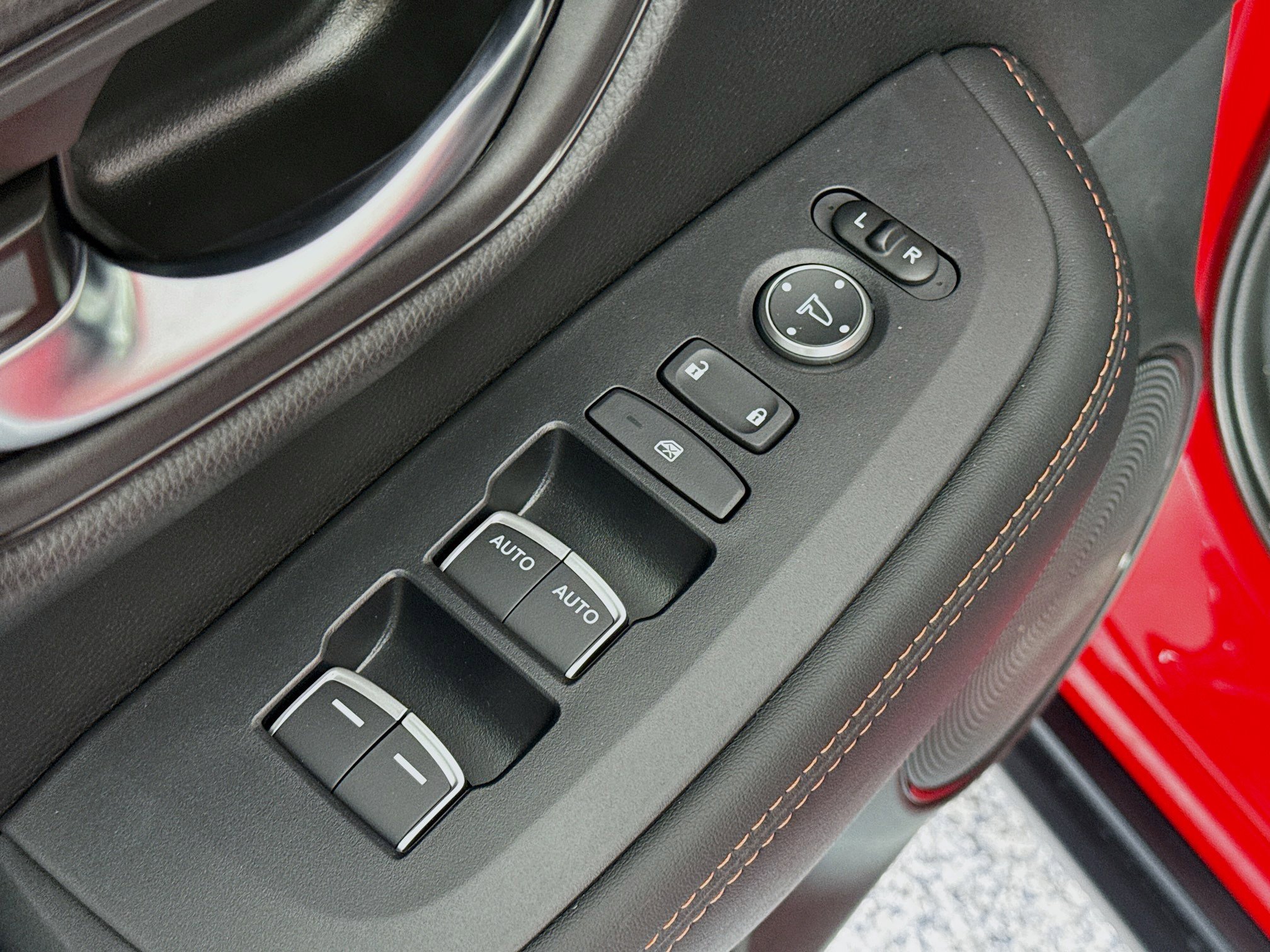 New 2026 Honda HR-V Sport image 17