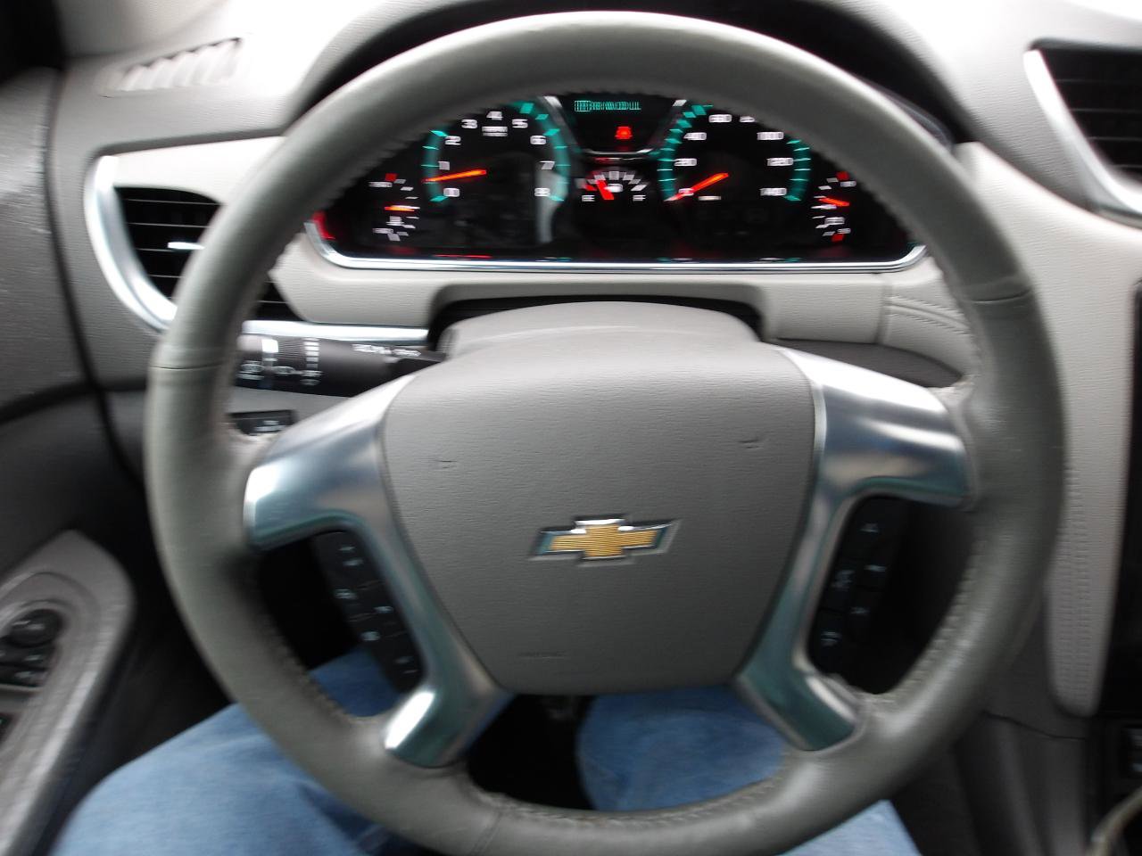 Used 2016 Chevrolet Traverse LTZ AWD/4WD image 17