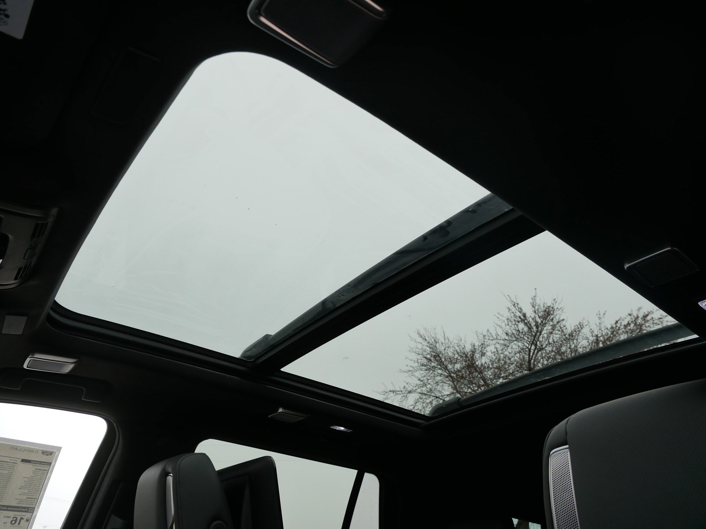 New 2026 Cadillac Escalade Platinum Sport w/ LPO, ONYX Package image 27