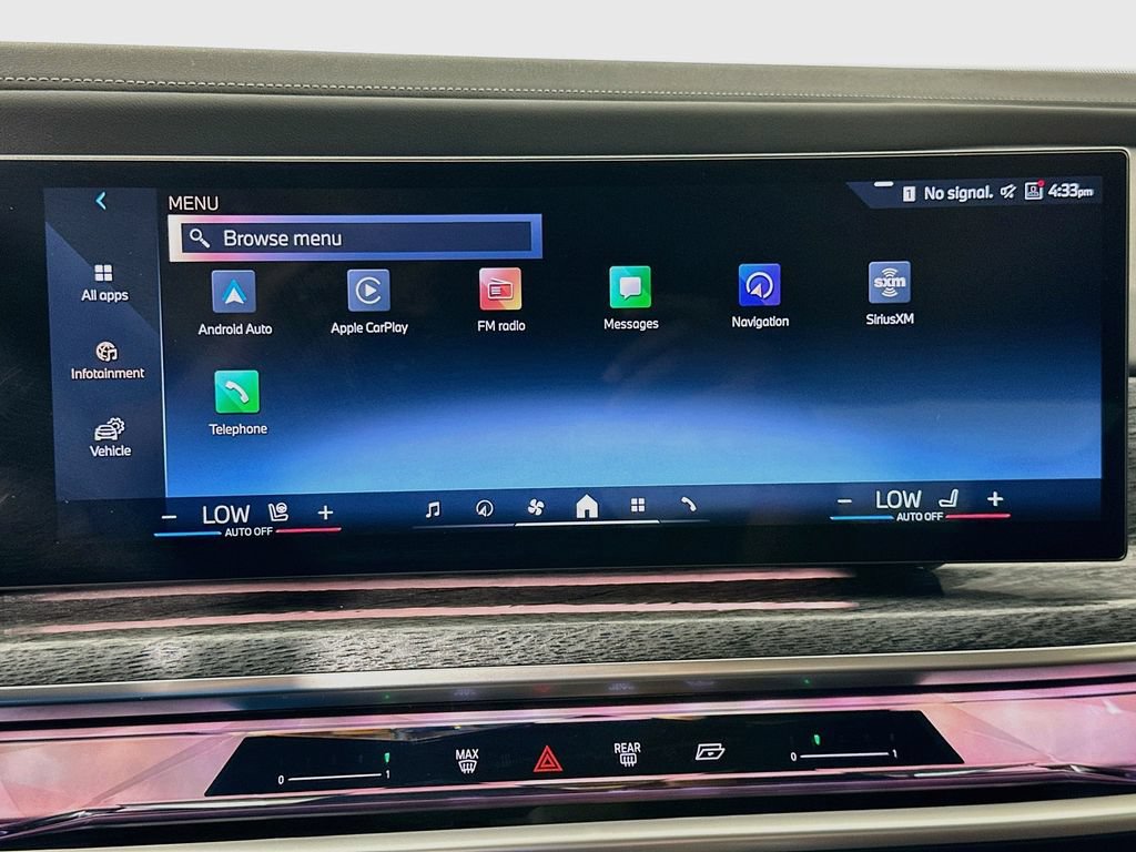 Certified 2024 BMW i7 xDrive60 w/ Executive Package AWD/4WD image 15