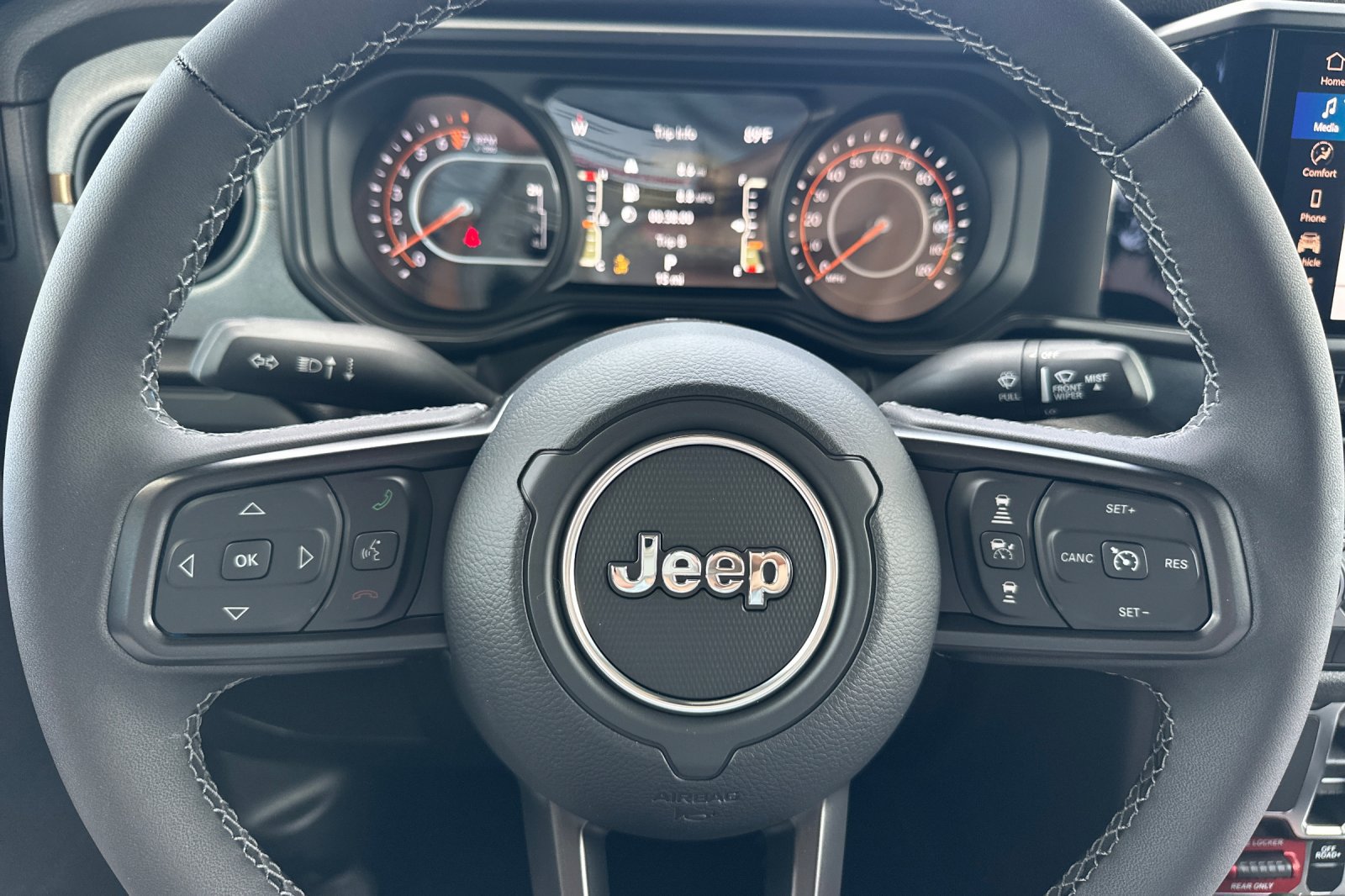 New 2026 Jeep Gladiator Sport AWD/4WD image 21