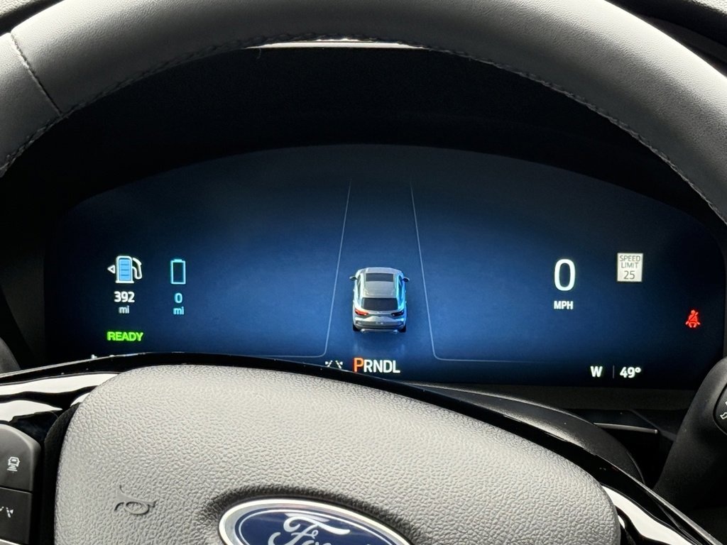 Certified 2023 Ford Escape SE w/ PHEV Premium Package image 26