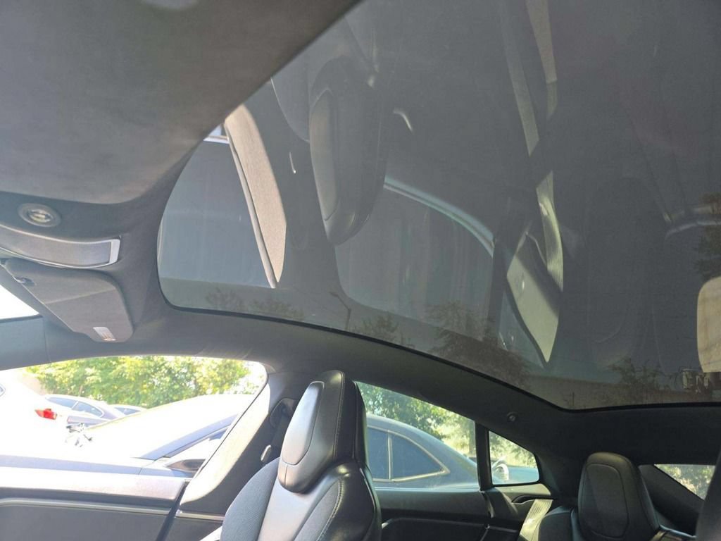 Used 2018 Tesla Model S 100D AWD/4WD image 7