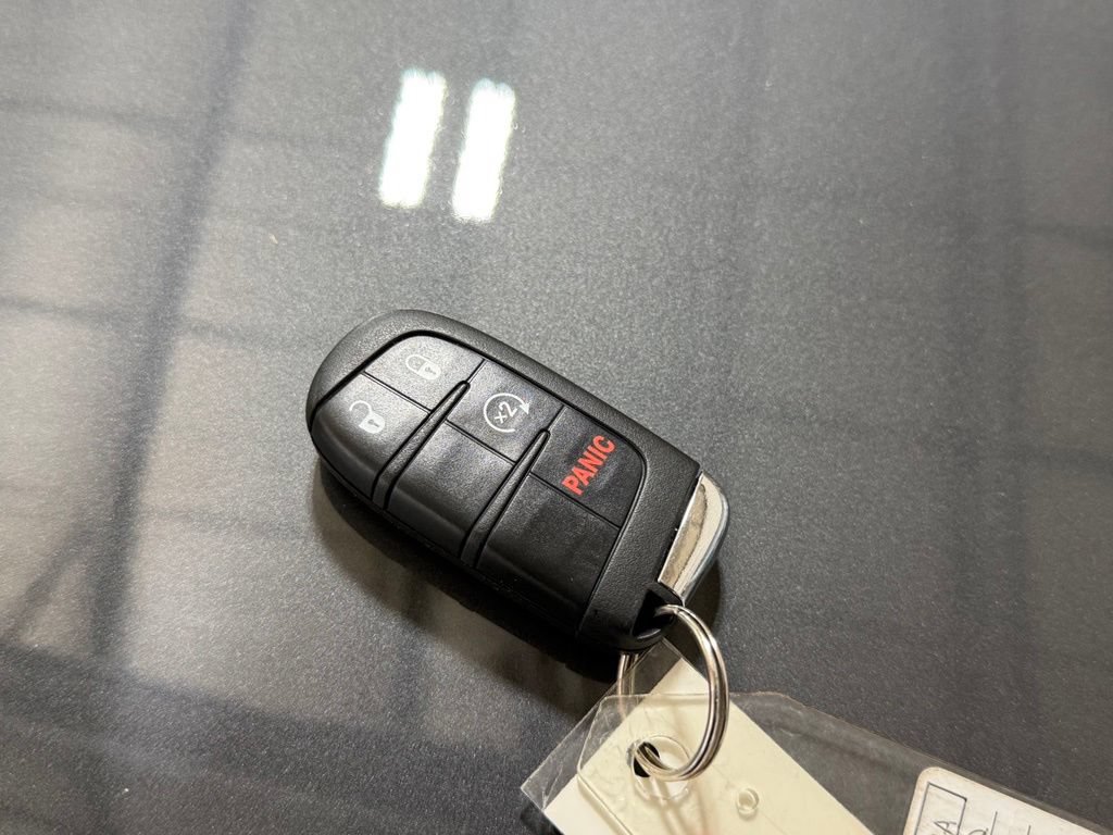 Certified 2022 Jeep Renegade Limited AWD/4WD image 37