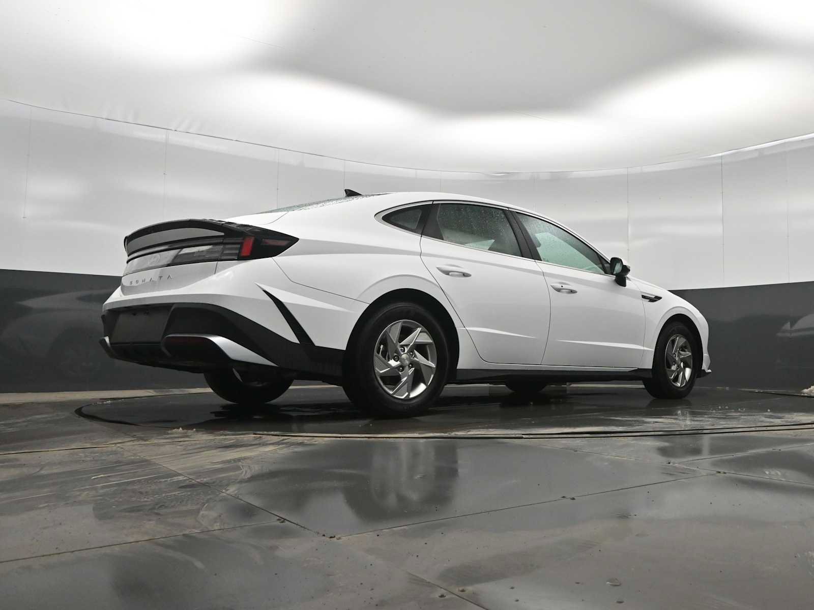 Certified 2025 Hyundai Sonata SE image 40