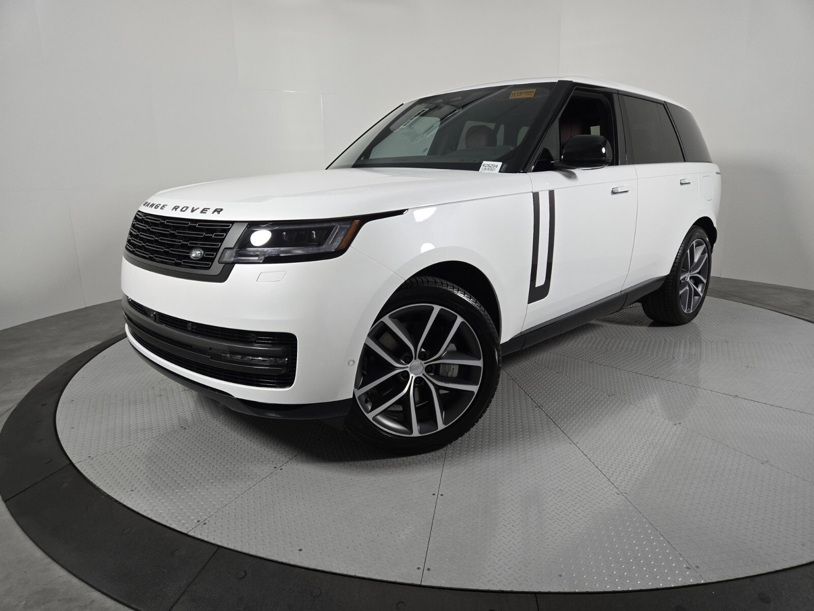 New 2025 Land Rover Range Rover SE video 1
