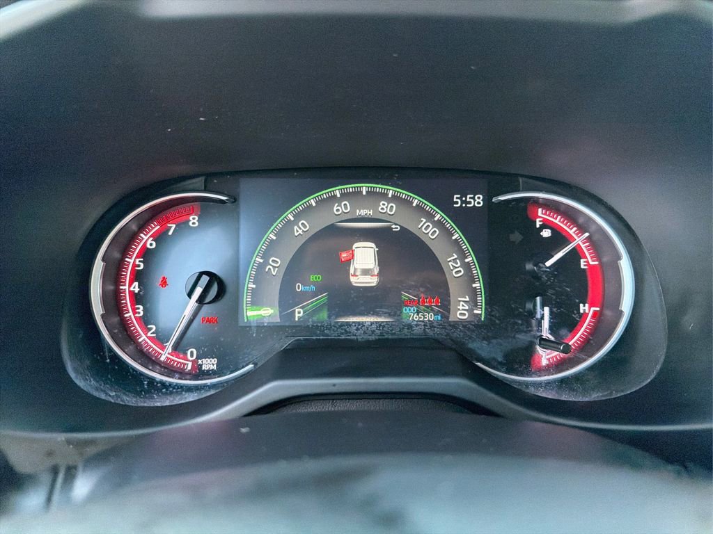 Used 2023 Toyota RAV4 XLE Premium image 17