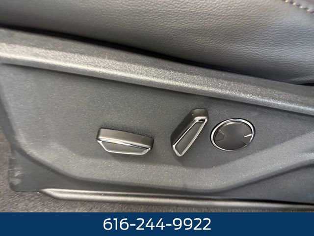 New 2025 Ford F150 Lightning Lariat image 23