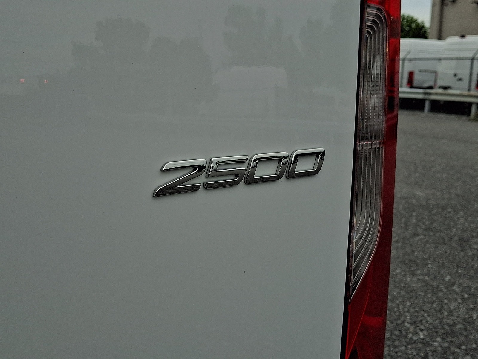 Used 2025 Mercedes-Benz Sprinter 2500 image 30
