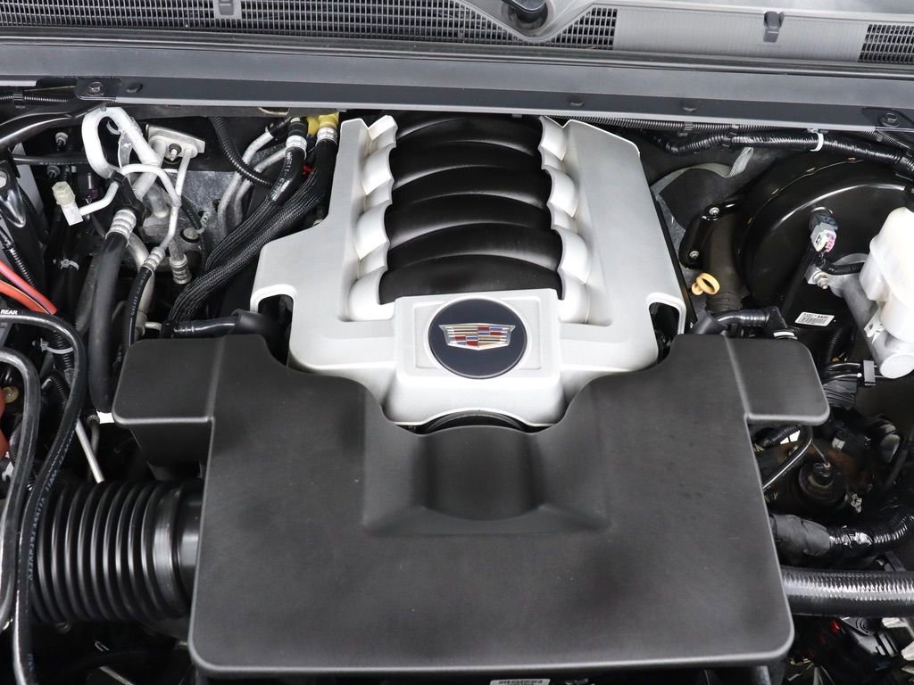 Used 2019 Cadillac Escalade Platinum image 10