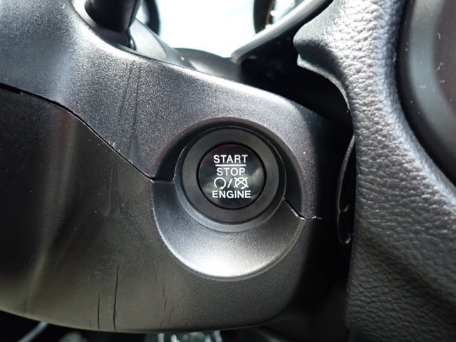 Used 2018 Jeep Compass Latitude w/ Popular Equipment Group AWD/4WD image 22