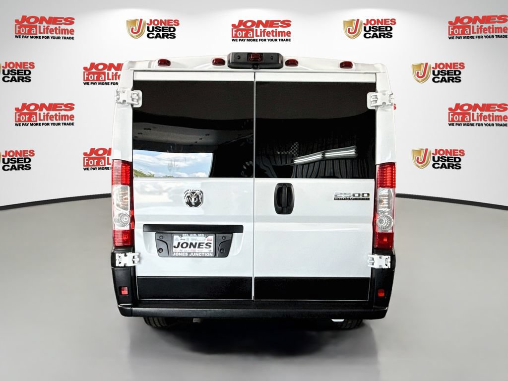 Used 2025 RAM ProMaster 2500 w/ U-Haul Equipment Group FWD image 13