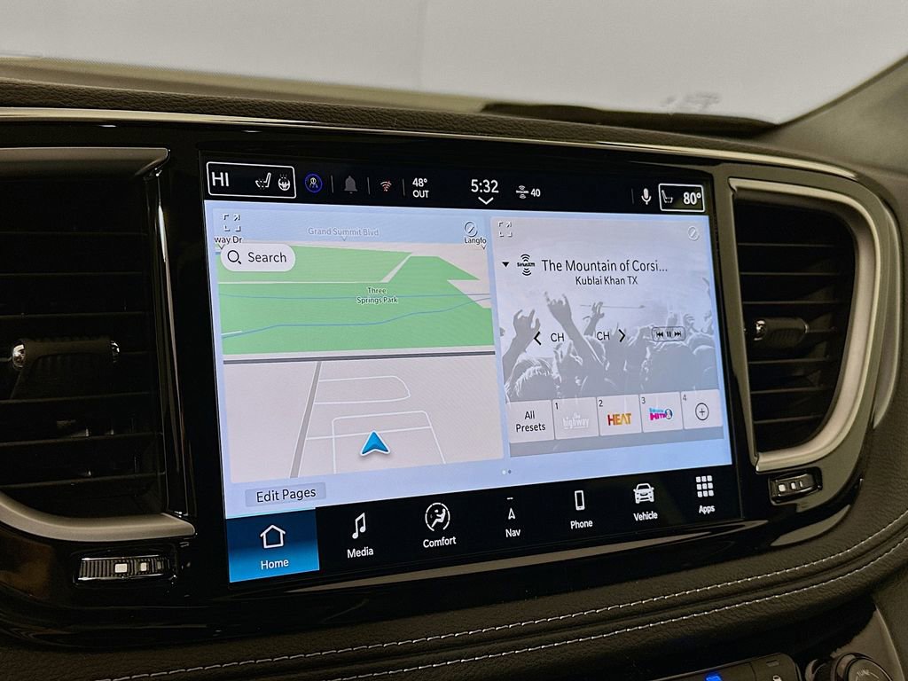 New 2026 Chrysler Pacifica Limited w/ S Appearance Package image 13