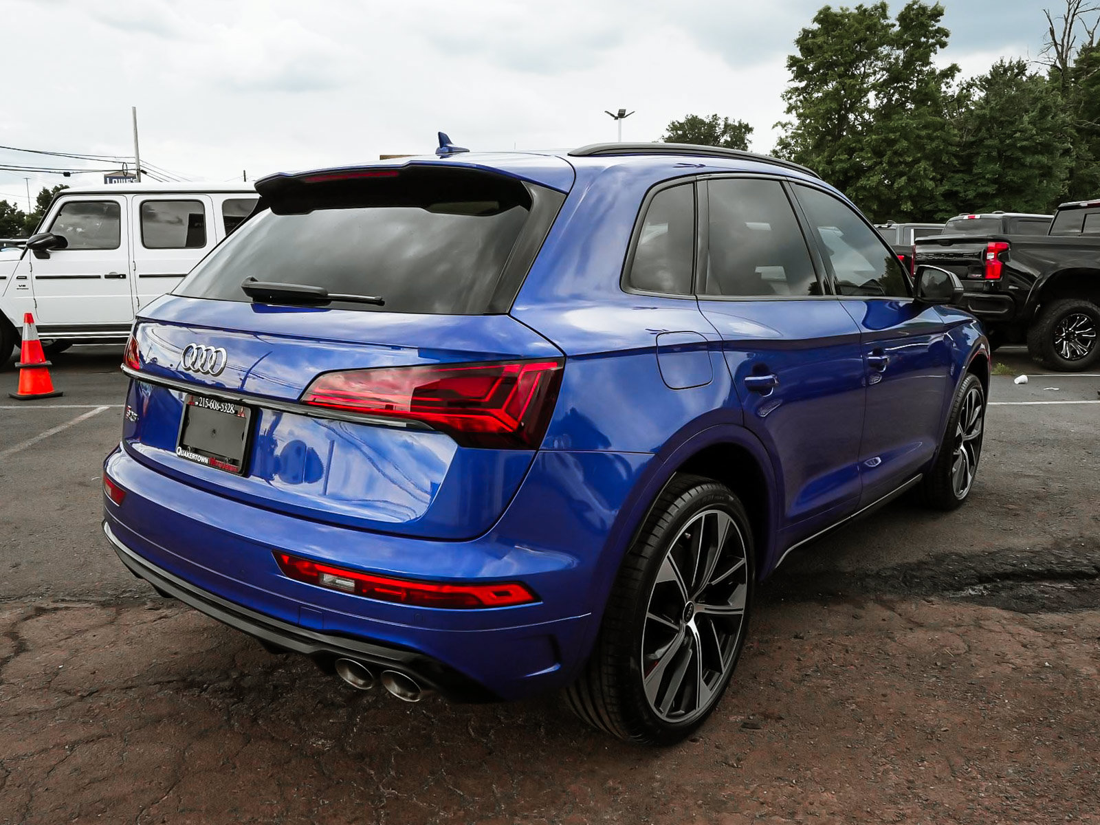Used 2023 Audi SQ5 Premium Plus w/ Premium Plus Package AWD/4WD image 6