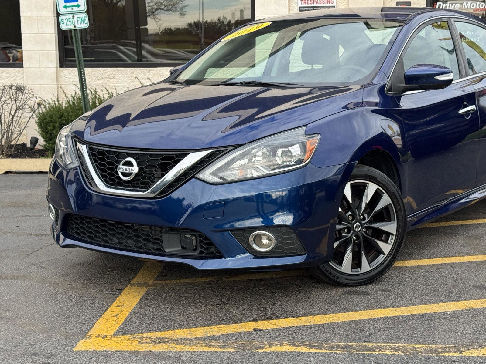 Used 2019 Nissan Sentra SR image 3
