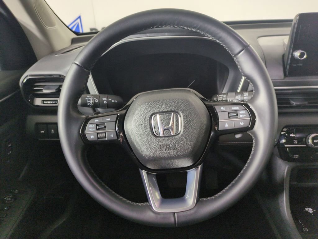 Certified 2025 Honda Pilot EX-L image 18