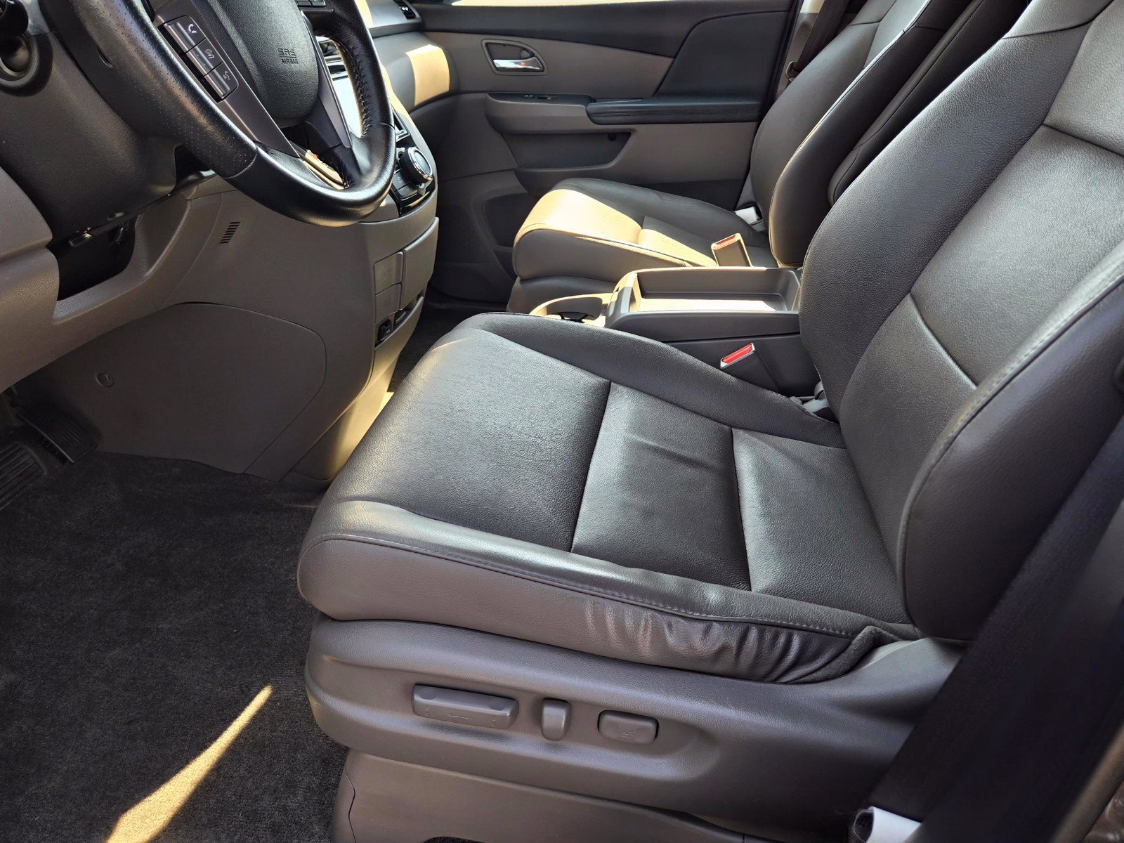 Used 2014 Honda Odyssey EX-L image 12