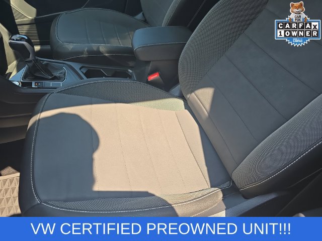 Used 2023 Volkswagen Taos SE w/ Panoramic Sunroof Package FWD image 23