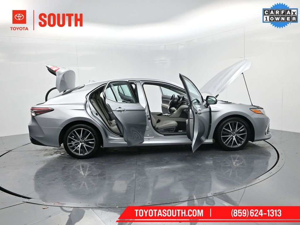 Used 2023 Toyota Camry XLE image 62