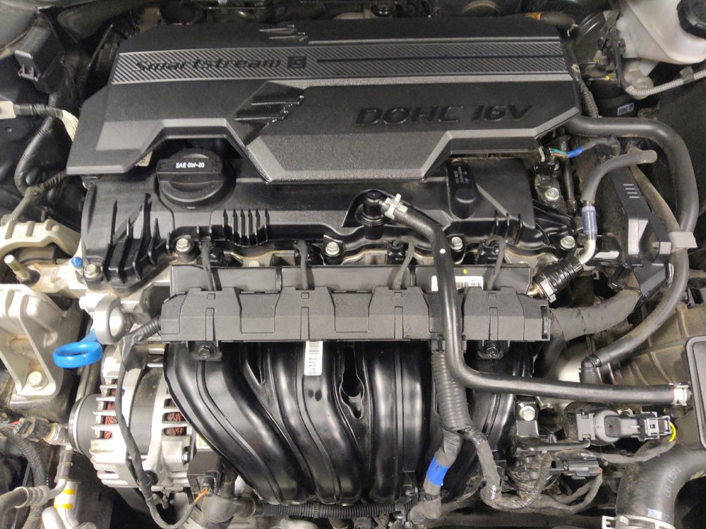 Used 2025 Hyundai Elantra SEL FWD image 30