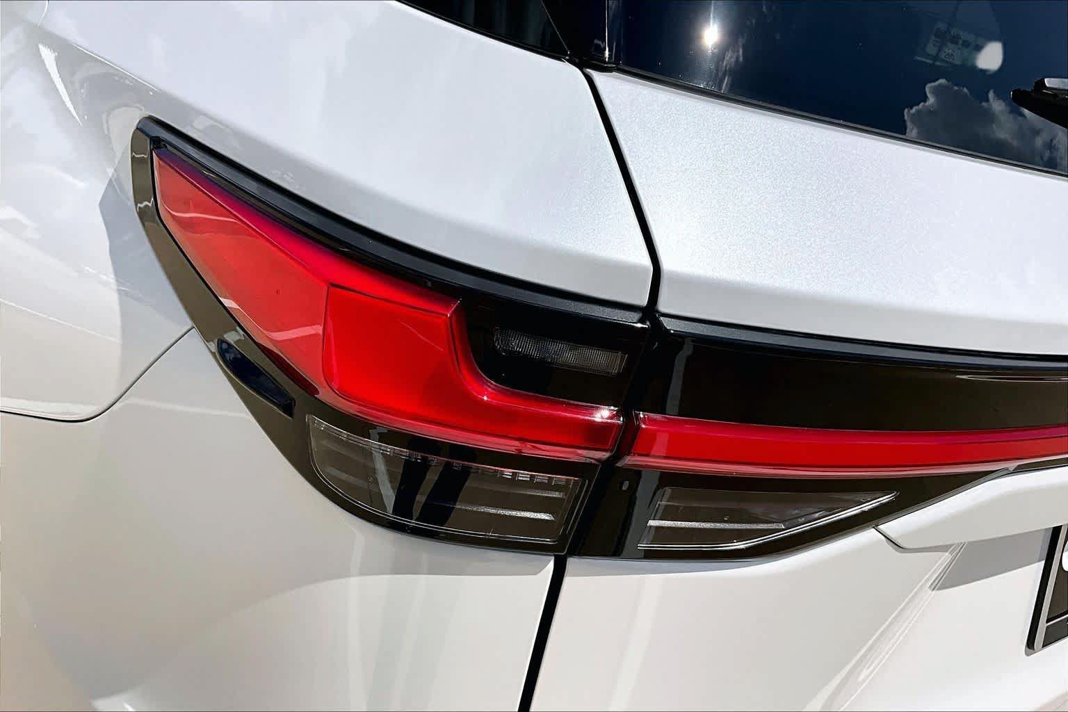 Certified 2025 Lexus TX 350 FWD w/ Technology Package image 28