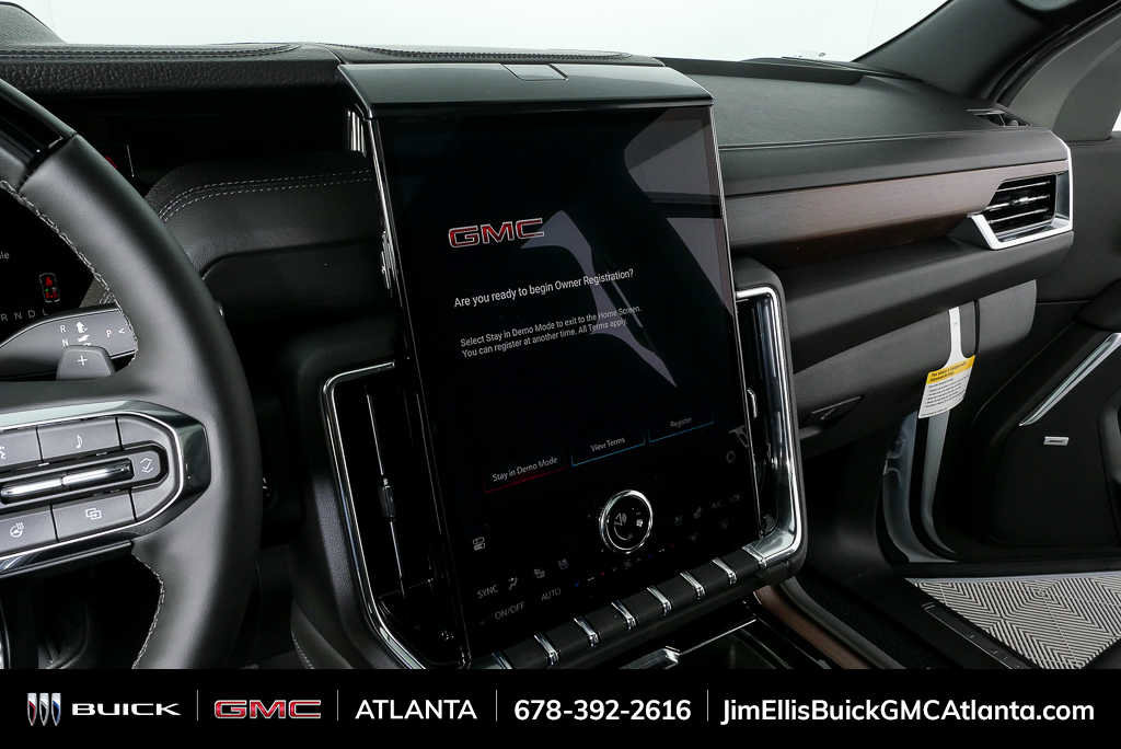 New 2026 GMC Yukon Denali w/ Denali Reserve Package image 13