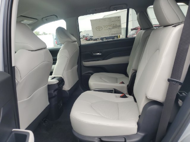 New 2026 Toyota Grand Highlander AWD image 9