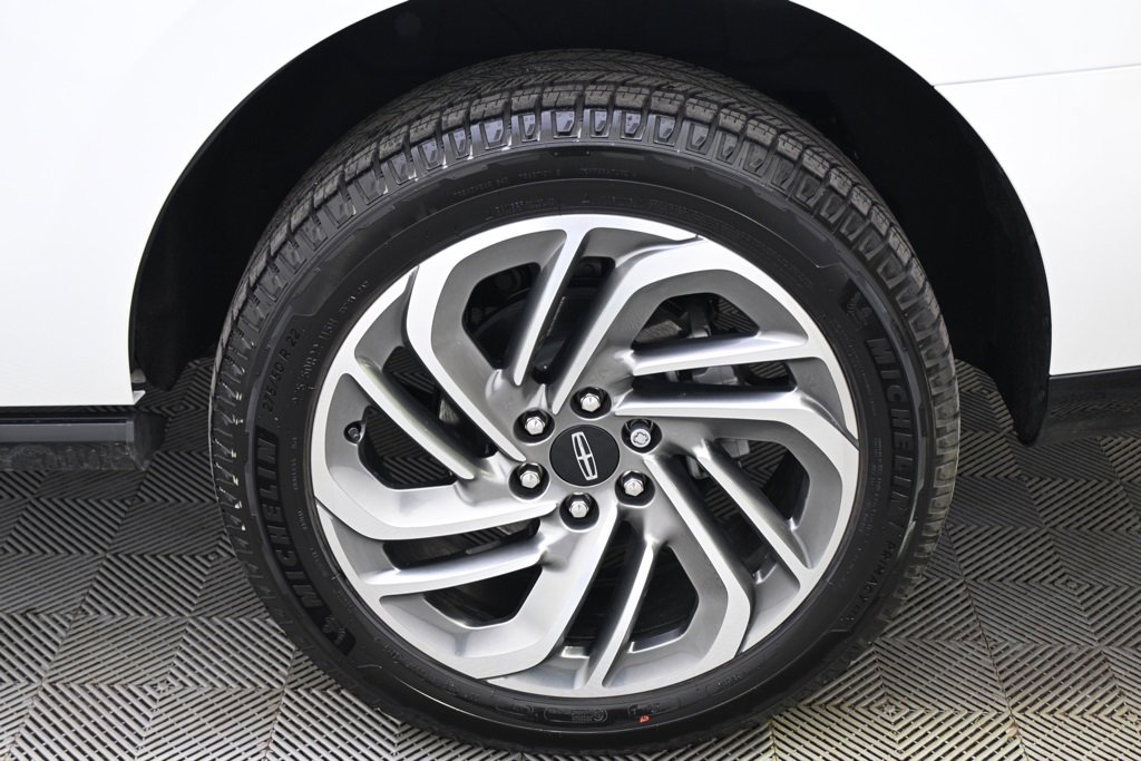 New 2025 Lincoln Navigator Reserve image 20