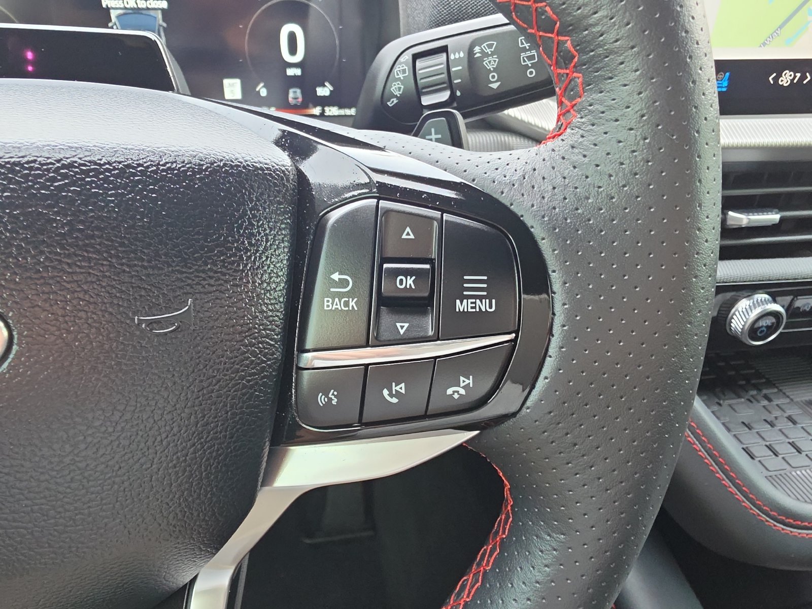 Certified 2025 Ford Explorer ST w/ Sun And Sound Package AWD/4WD image 27