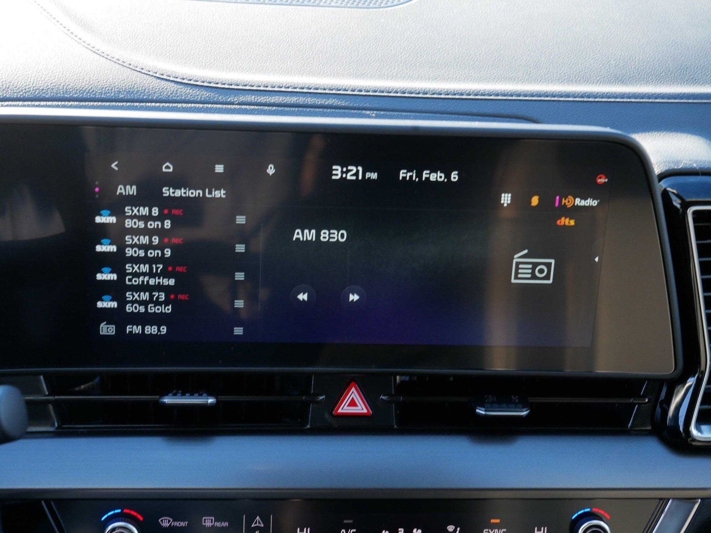 Certified 2024 Kia Sportage EX image 22