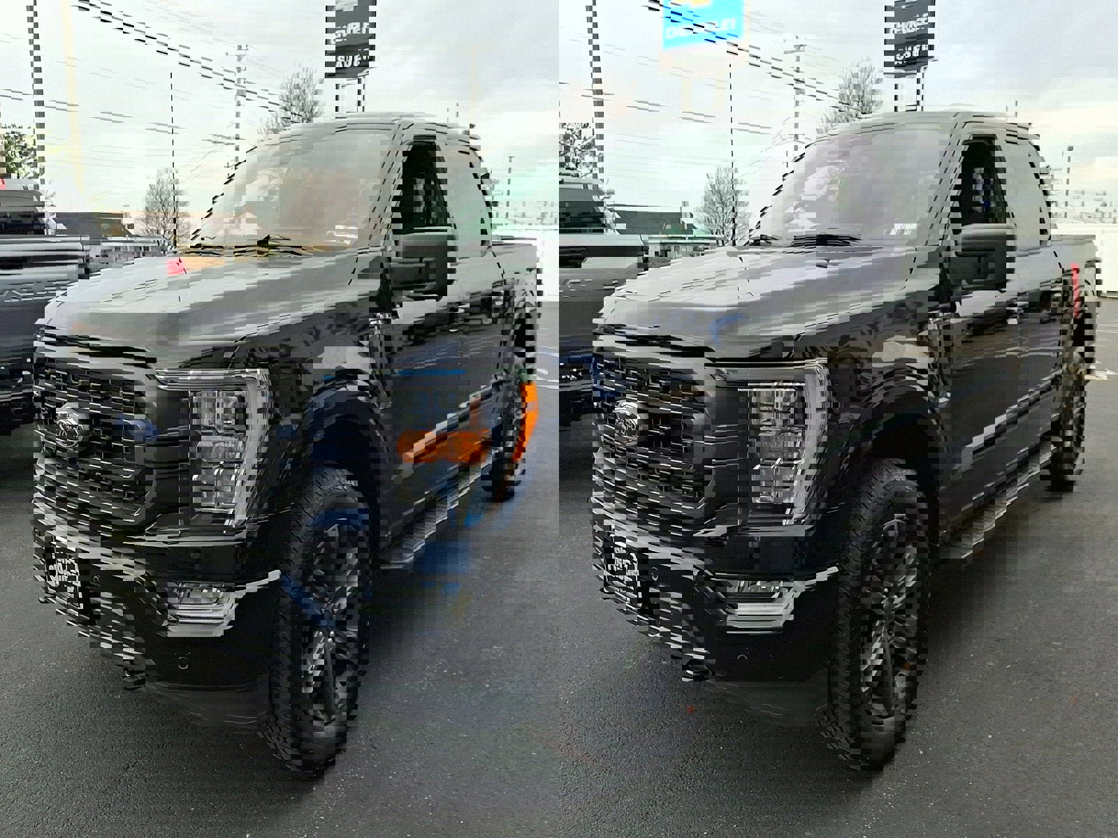 Used 2023 Ford F150 XLT w/ Equipment Group 302A High image 3