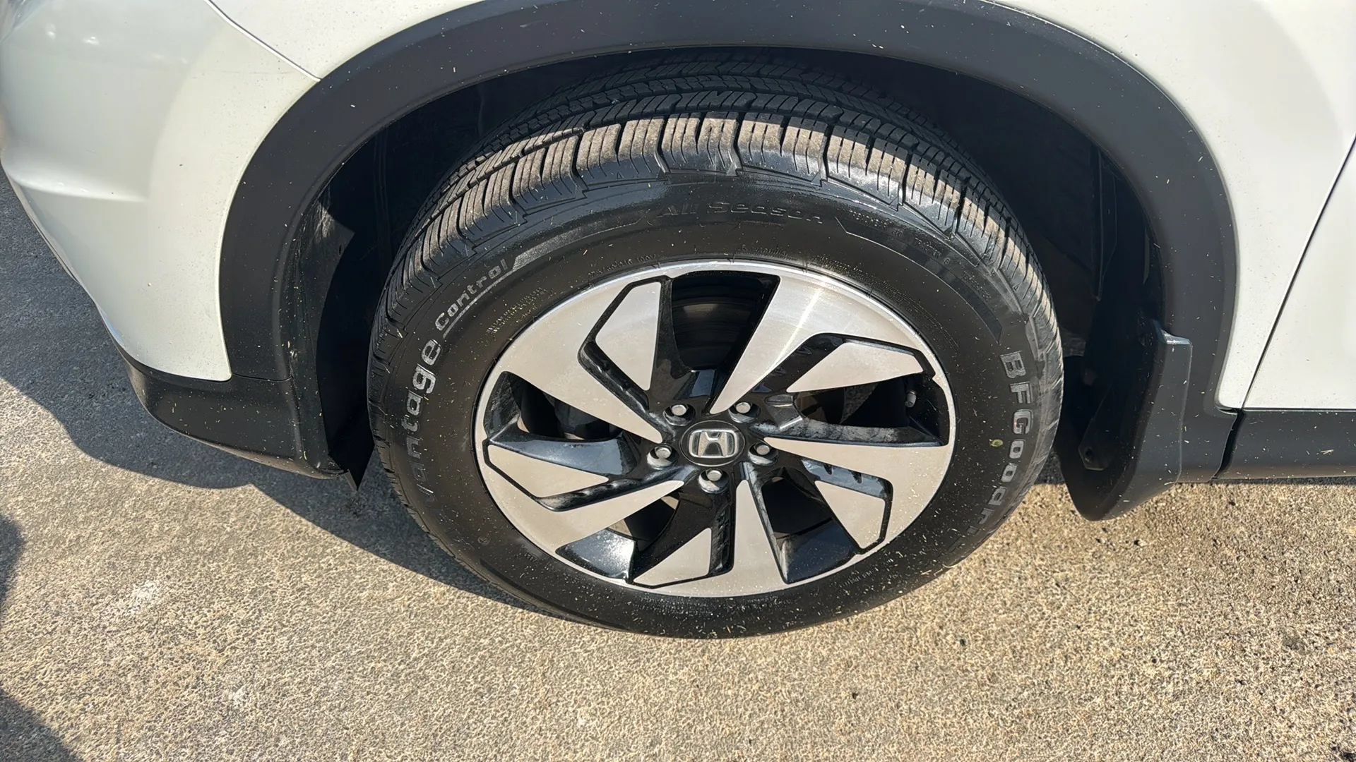 Used 2016 Honda CR-V Touring image 39