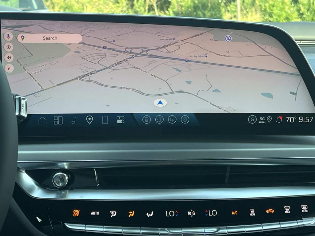 New 2026 Cadillac Lyriq Signature Sport image 16