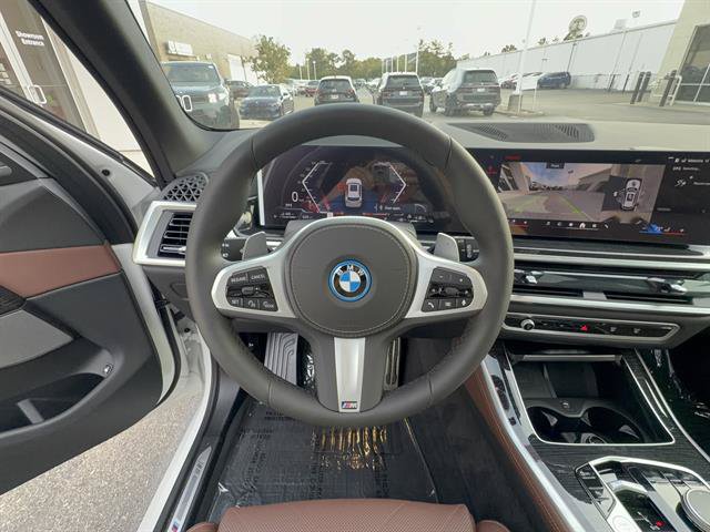 New 2026 BMW X5 xDrive50e w/ M Sport Package AWD/4WD image 15