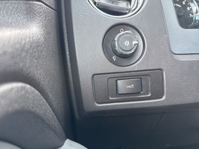 Used 2011 Ford F150 XLT w/ XLT Convenience Pkg image 31