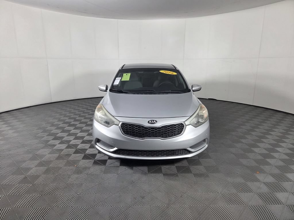 Used 2016 Kia Forte LX w/ LX Popular Plus Package FWD image 4