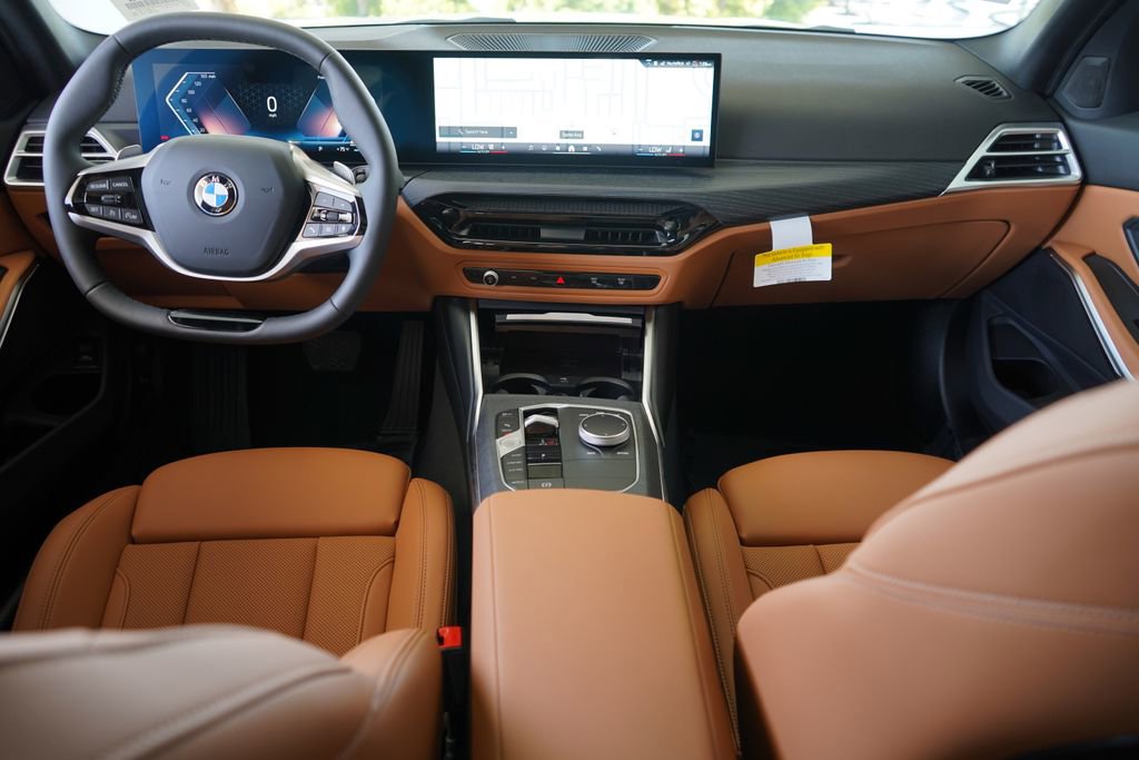 Used 2025 BMW 330i xDrive Sedan AWD/4WD image 13