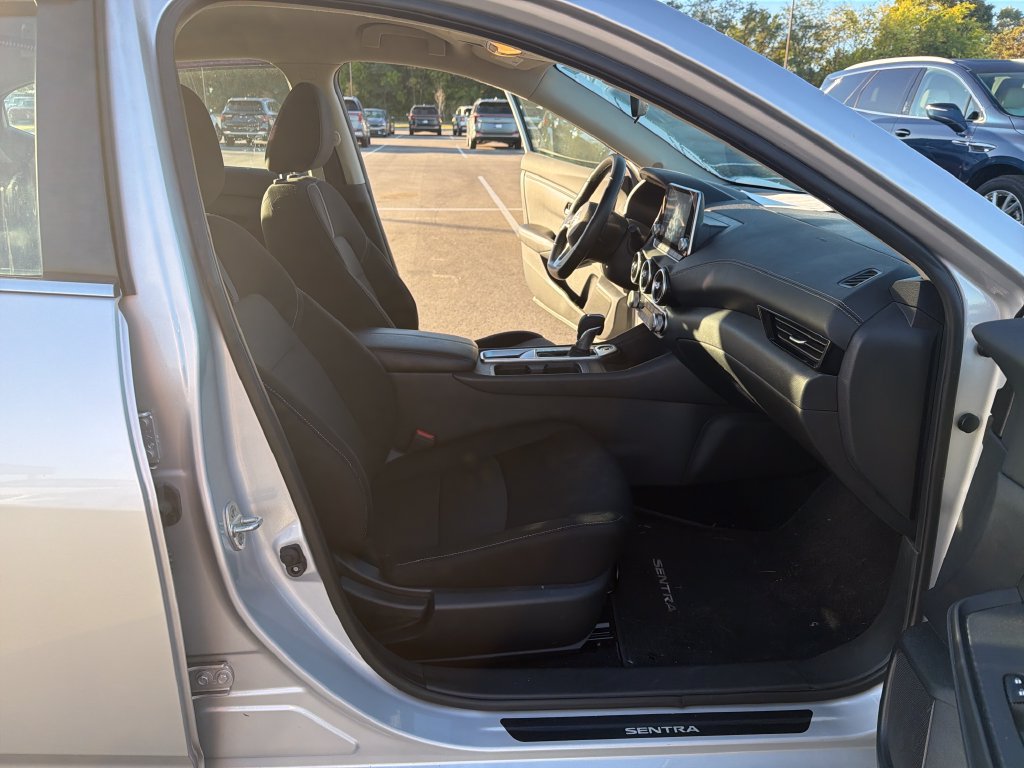 Used 2022 Nissan Sentra SV FWD image 37