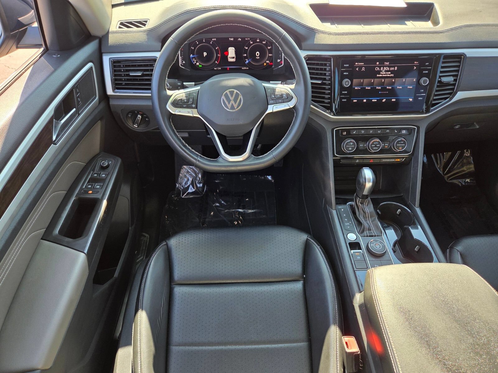 Used 2022 Volkswagen Atlas SE w/ Panoramic Sunroof Package AWD/4WD image 14