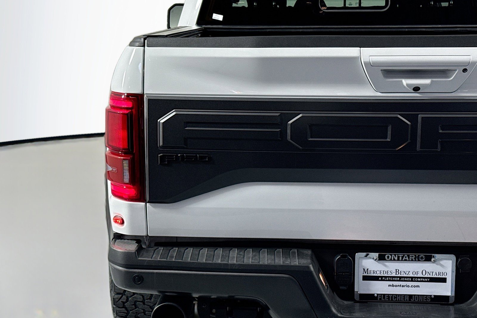 Used 2018 Ford F150 Raptor w/ Equipment Group 802A Luxury AWD/4WD image 17