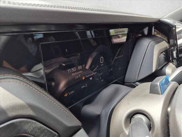 New 2026 GMC Yukon XL AT4 w/ AT4 Premium Plus Package AWD/4WD image 10