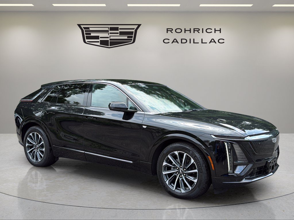 Certified 2024 Cadillac Lyriq Sport w/ LPO, Floor Liner Package AWD/4WD image 3